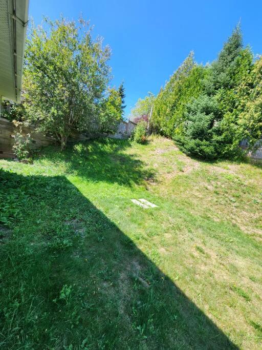 Entire 3 Bedroom House In Elliot Lake Kültér fotó