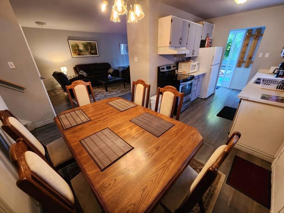 Entire 3 Bedroom House In Elliot Lake Kültér fotó